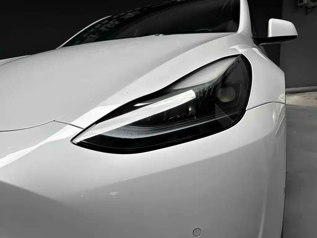 Tesla Model Y 2023 — фото 3