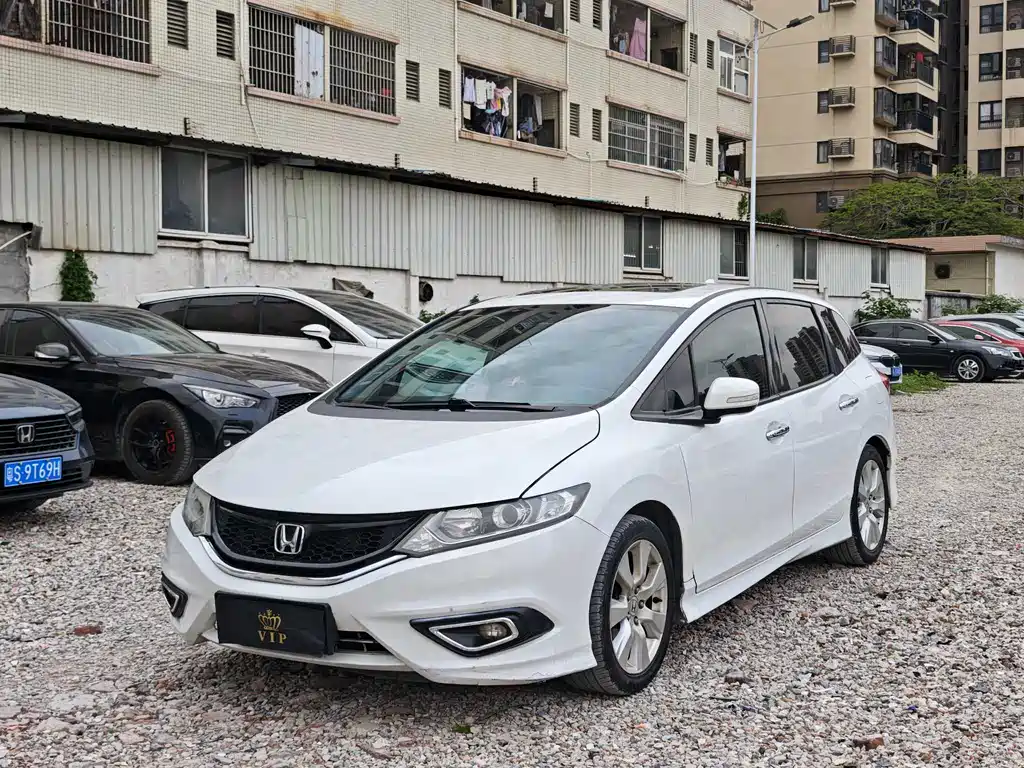 Honda Jade 2016