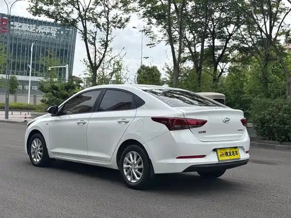 Hyundai Verna 2017