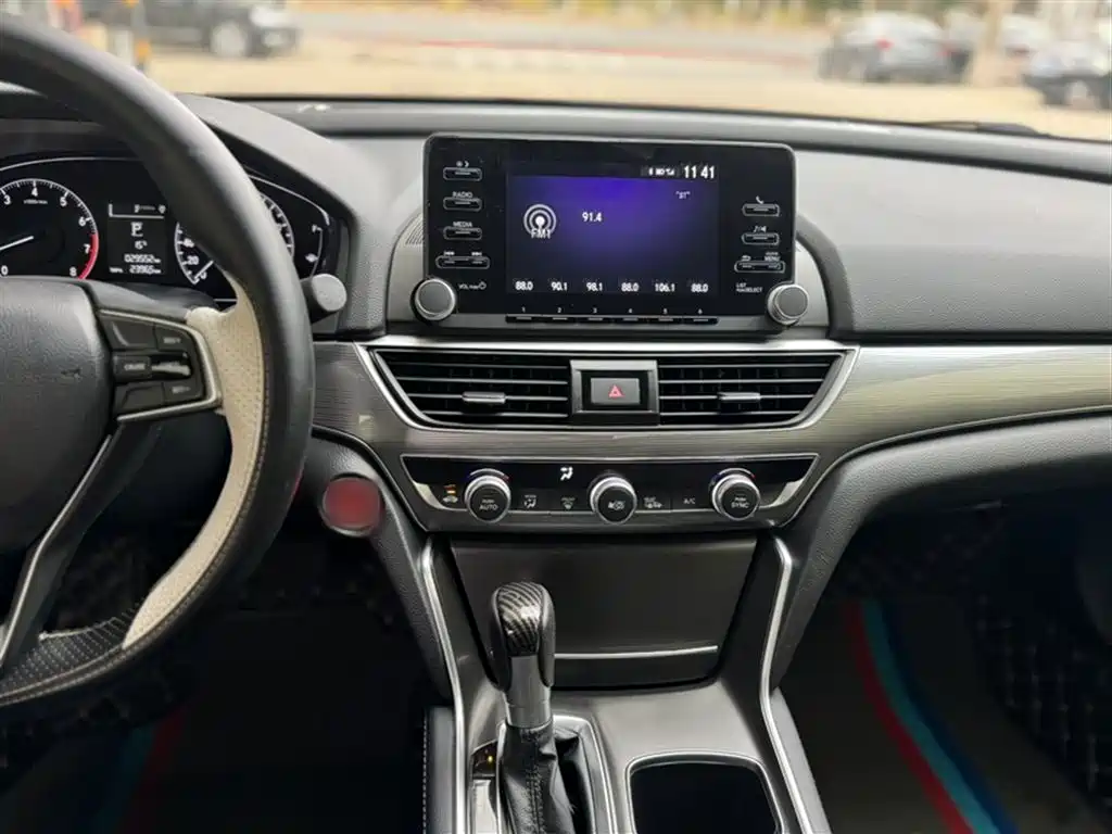Honda Accord 2021 — фото 12