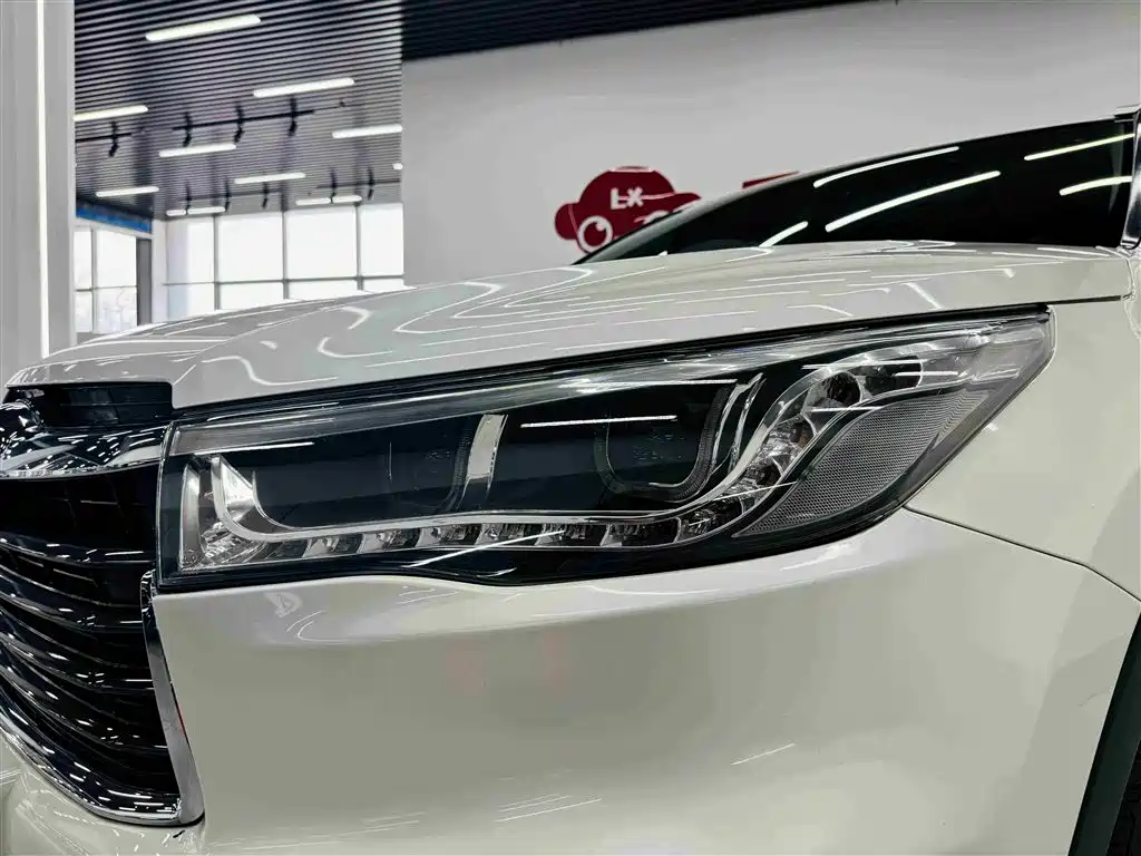 Toyota Highlander 2016 — фото 10