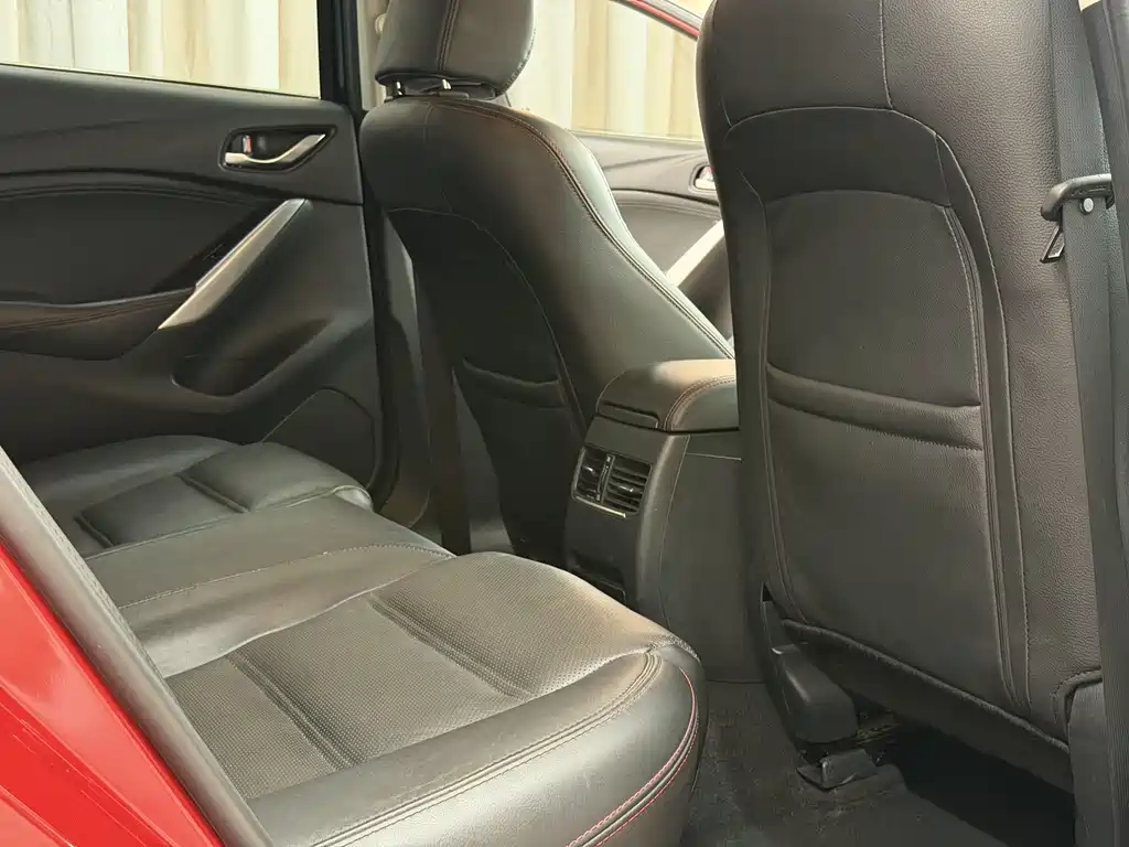 Mazda Atenza 2015 — фото 16