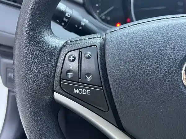 Toyota Yaris L 2022
