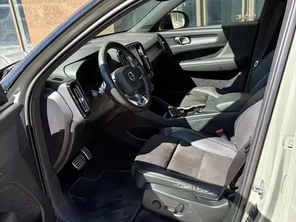 Volvo XC40 New Energy 2021