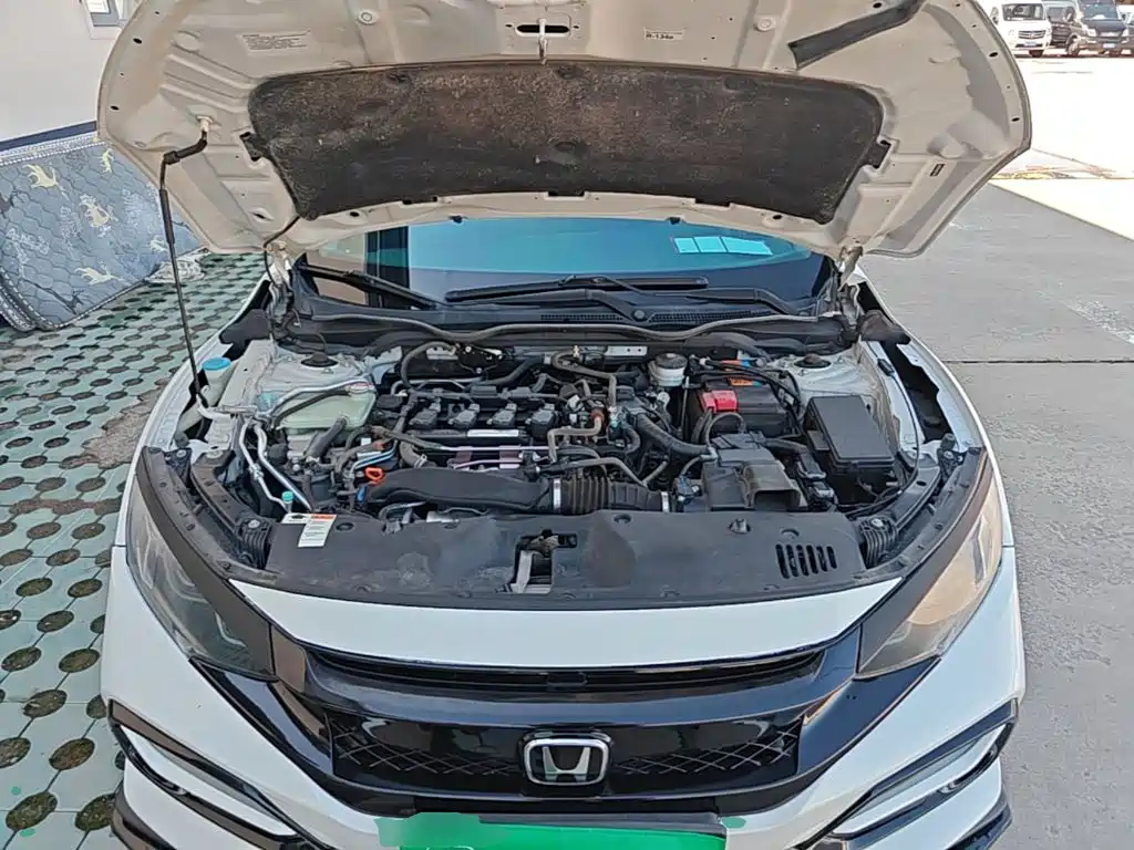 Honda Civic 2020 — фото 20