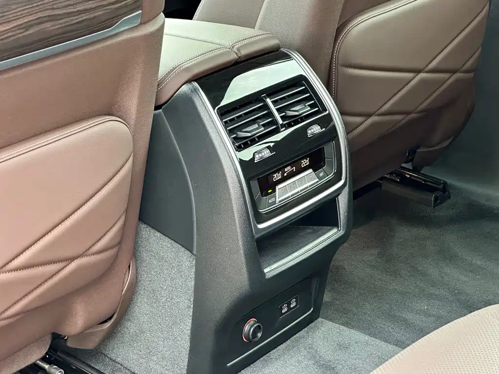 BMW X5 2023 — фото 12