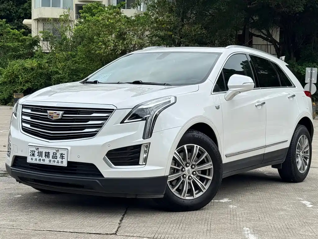 Cadillac XT5 2016 — фото 1