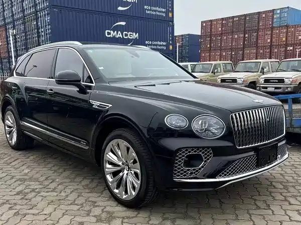 Bentley Bentayga 2023
