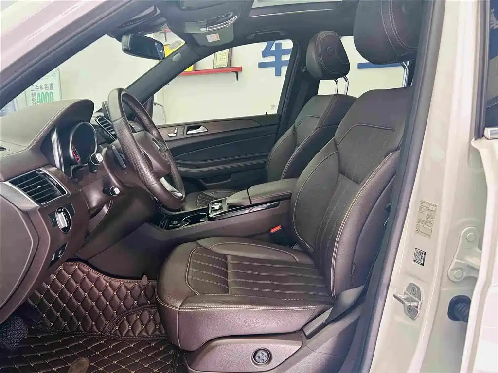 Mercedes-Benz GLE 2018 — фото 19