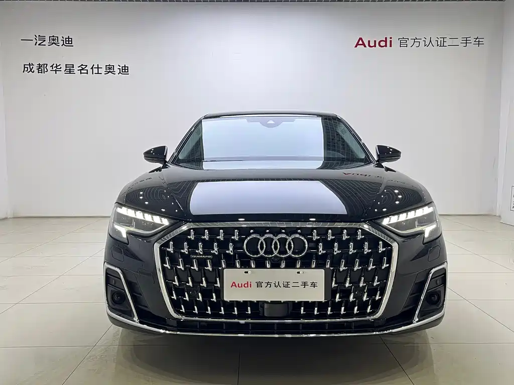 Audi A8 2022 — фото 2