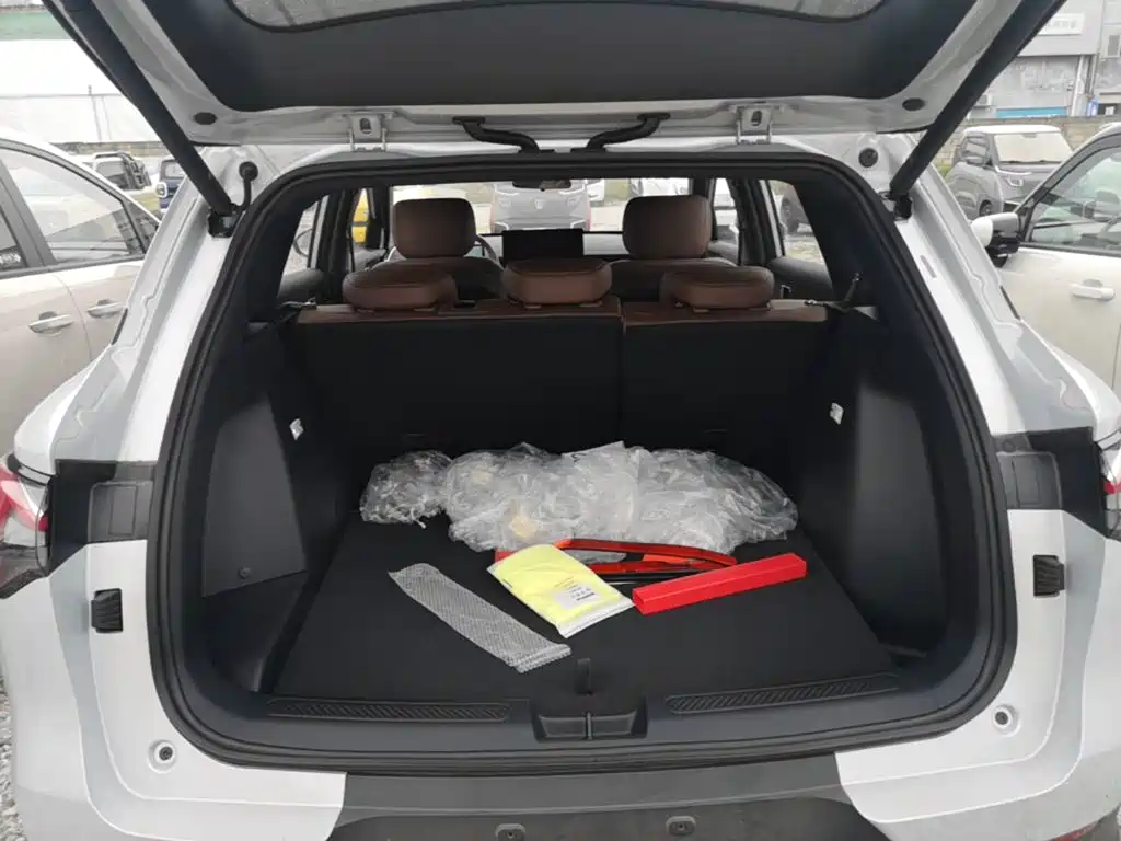 Wuling Starlight S 2025 — фото 19