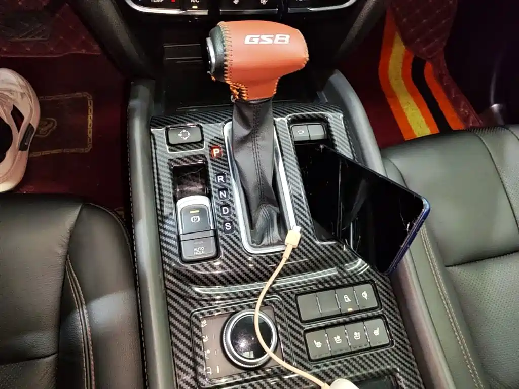 GAC Motor Trumpchi GS8 2018 — фото 14
