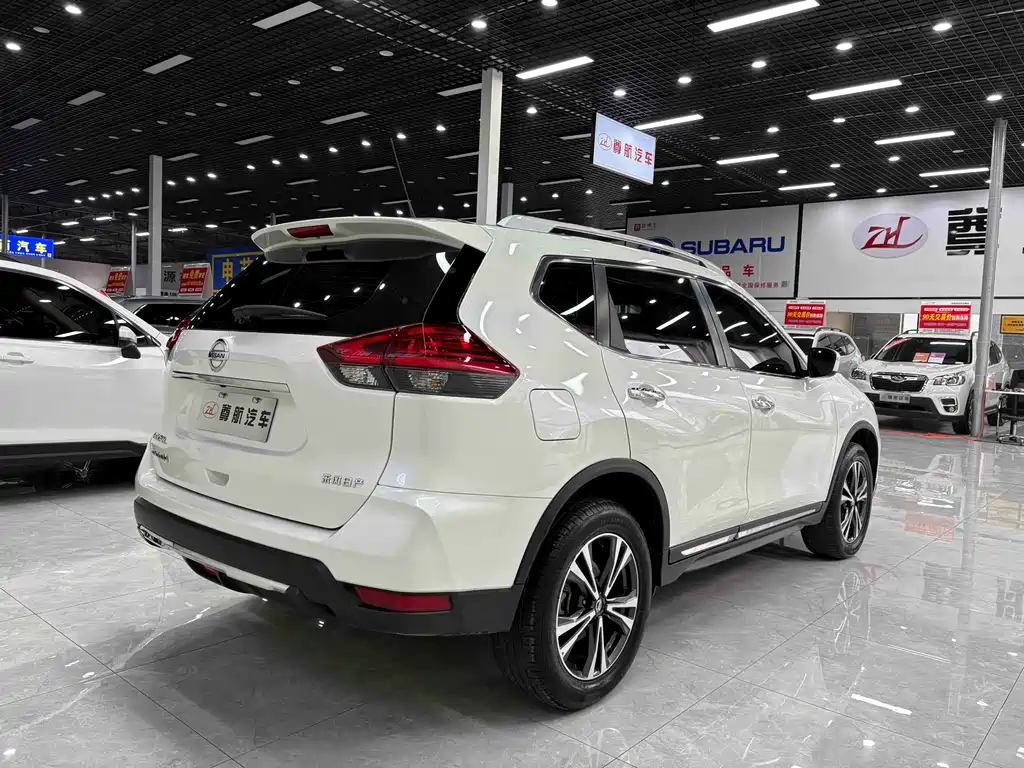 Nissan X-Trail 2022 — фото 8