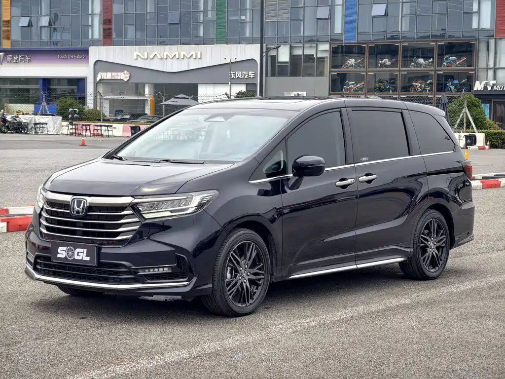 Honda Odyssey 2024 — фото 1