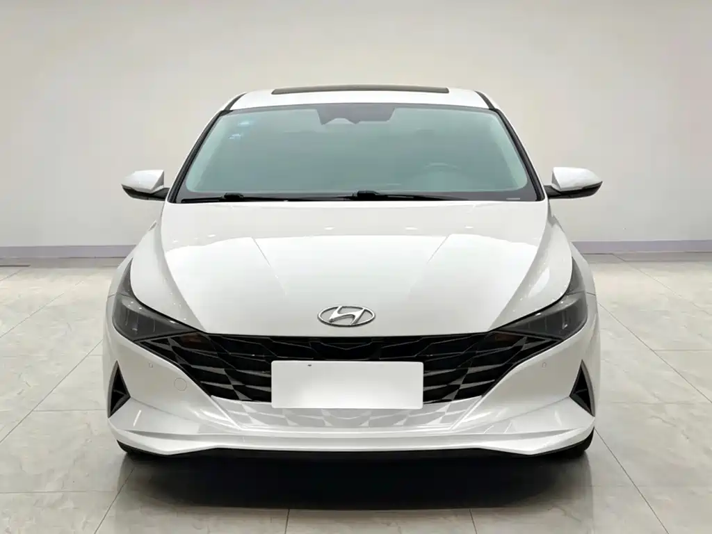 Hyundai Elantra 2020