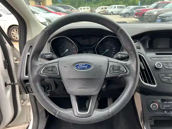 Ford Focus 2016