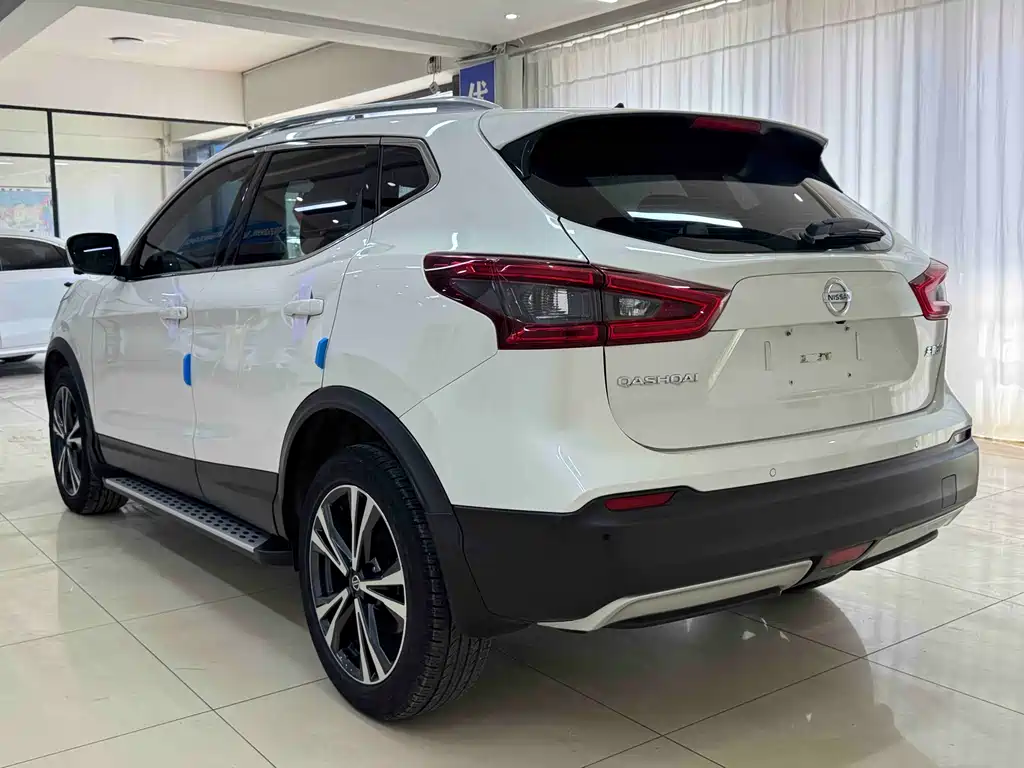 Nissan Qashqai 2023 — фото 4