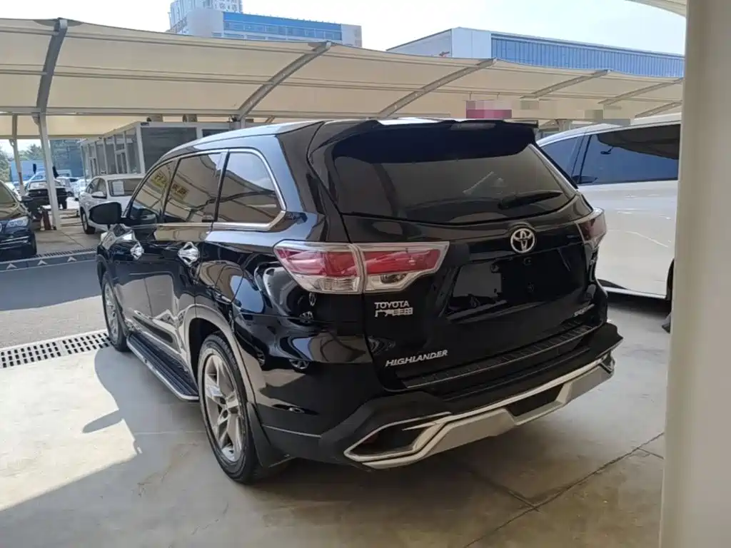 Toyota Highlander 2017 — фото 5