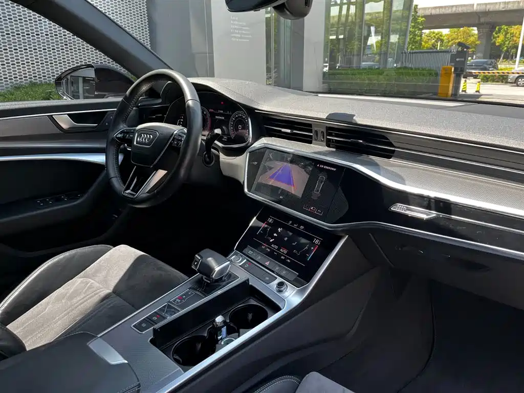 Audi A6L 2020 — фото 21