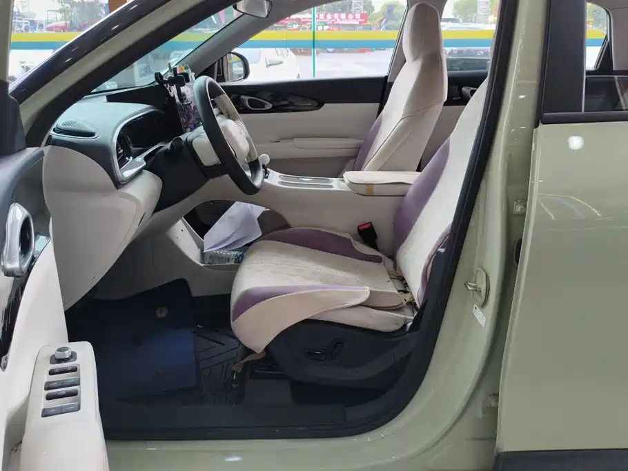 Geely Galaxy Starwish 2024 — фото 9