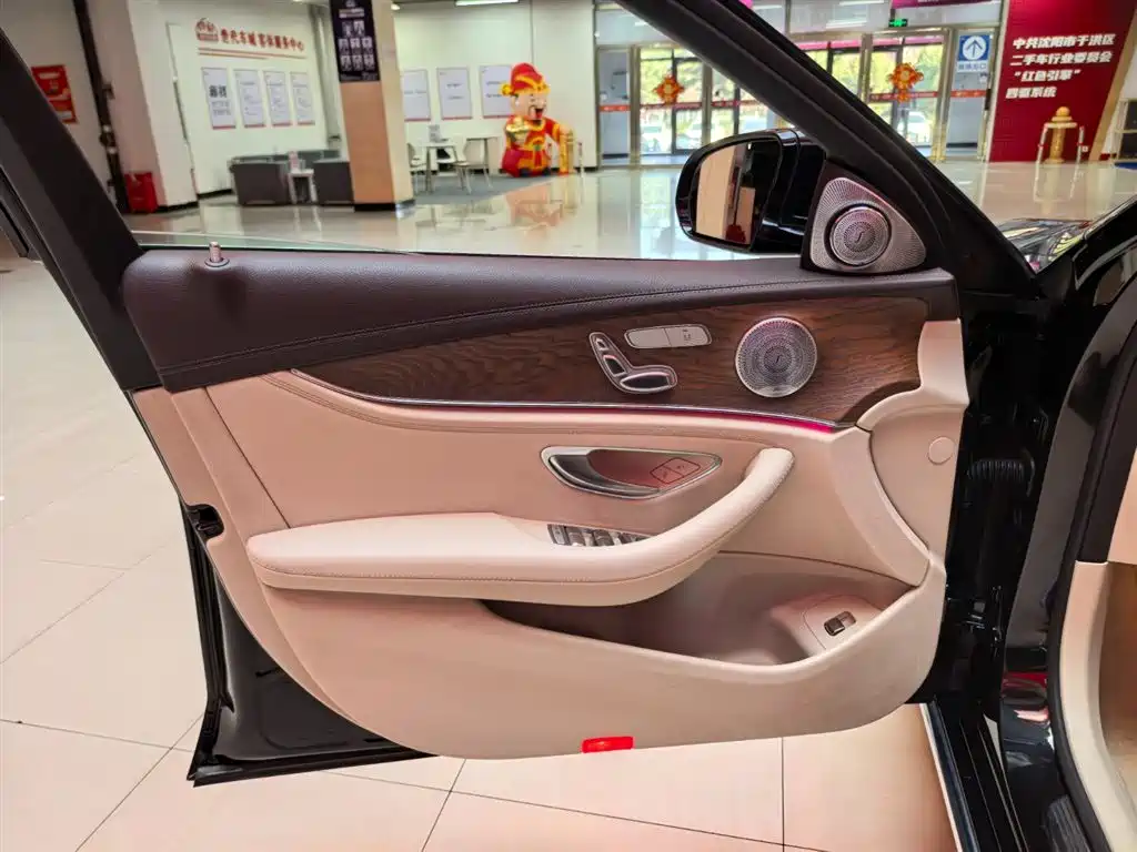 Mercedes-Benz E-Class 2017 — фото 6