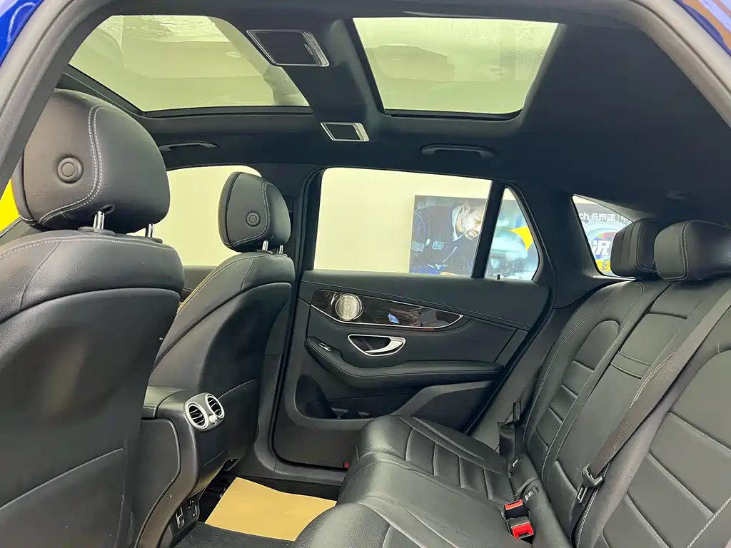 Mercedes-Benz GLC 2019 — фото 10