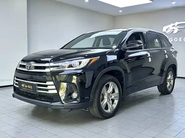 Toyota Highlander 2021
