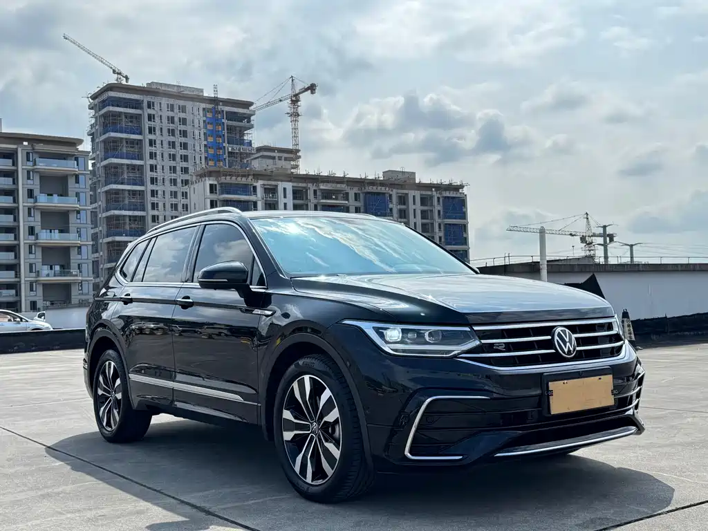 Volkswagen Tiguan L 2022