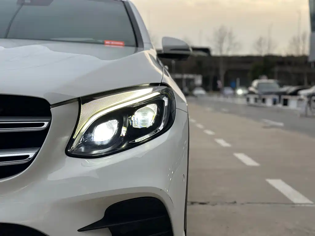 Mercedes-Benz GLC 2017 — фото 4