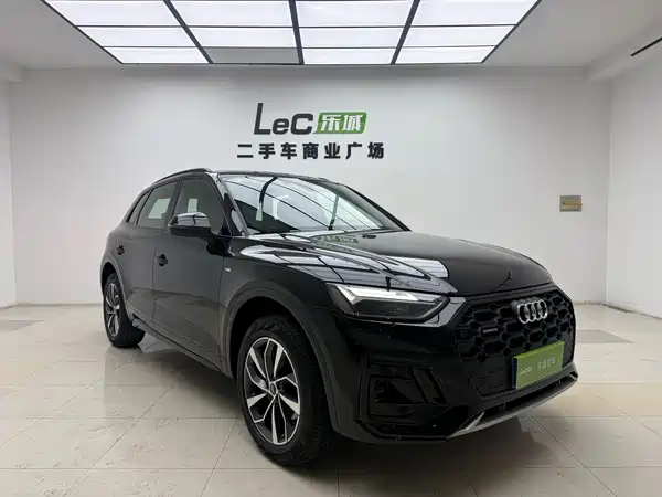 Audi Q5L 2025