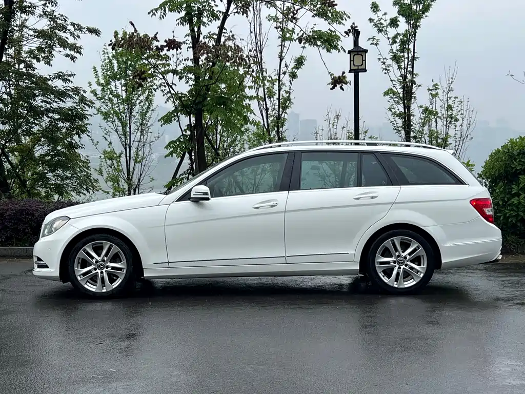 Mercedes-Benz C-Class 2014 — фото 3
