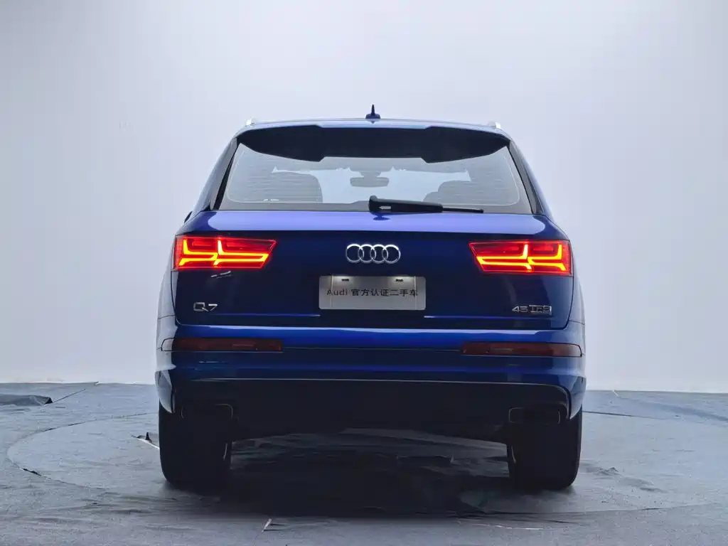 Audi Q7 2017 — фото 6