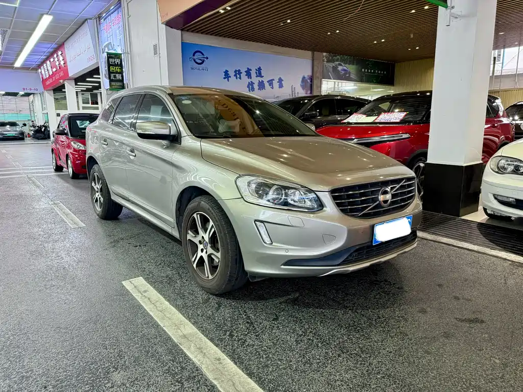 Volvo XC60 2014 — фото 3