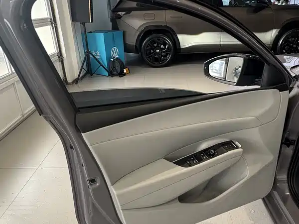 Volkswagen Lavida 2025