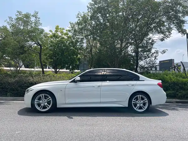 BMW 3 Series 2017