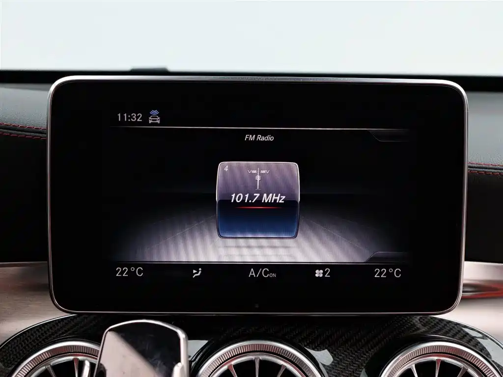 Mercedes-Benz GLC AMG 2021 — фото 17