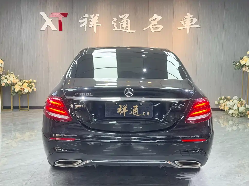 Mercedes-Benz E-Class 2020 — фото 20