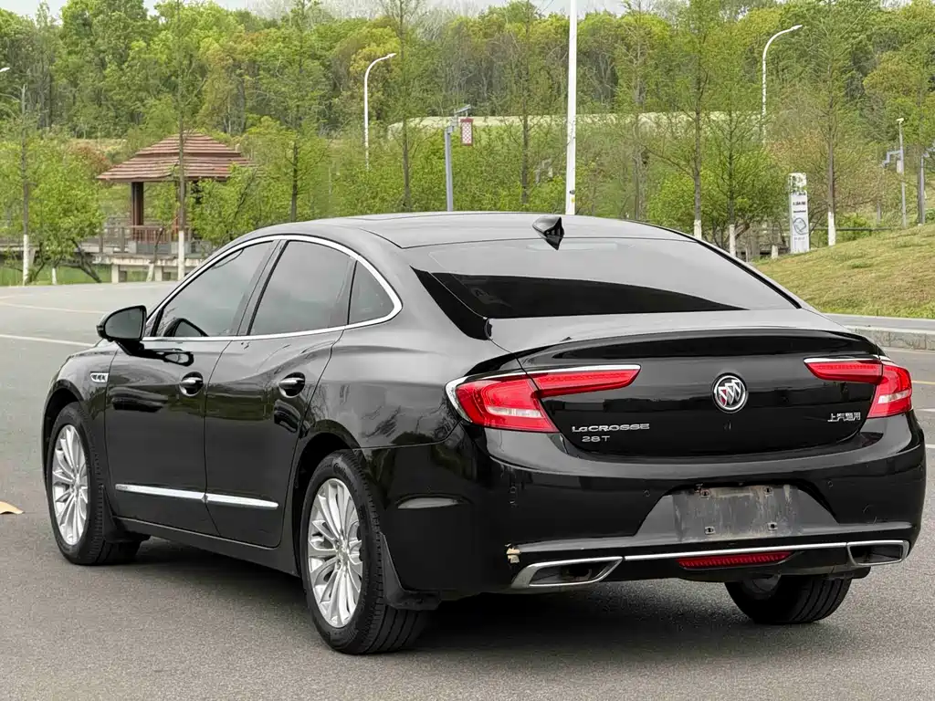 Buick LaCrosse 2019 — фото 6