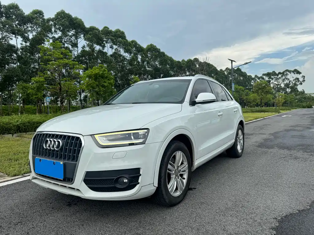 Audi Q3 2014