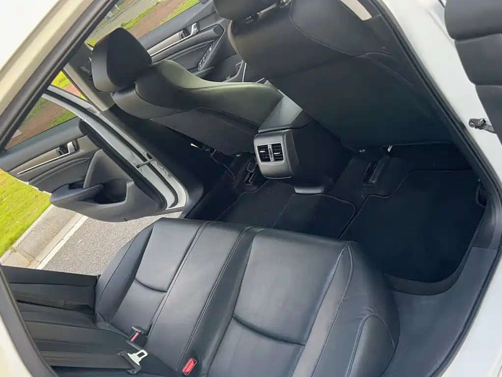 Honda Accord 2020 — фото 14