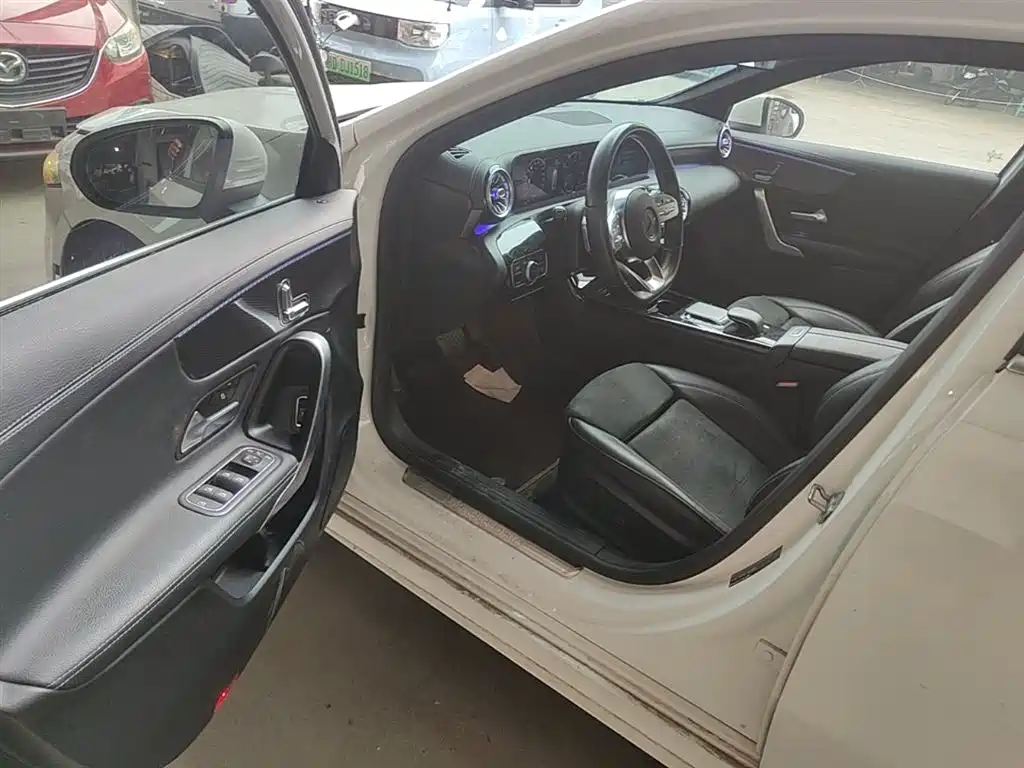 Mercedes-Benz A-Class 2020 — фото 16