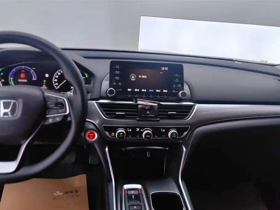 Honda Accord 2021 — фото 13