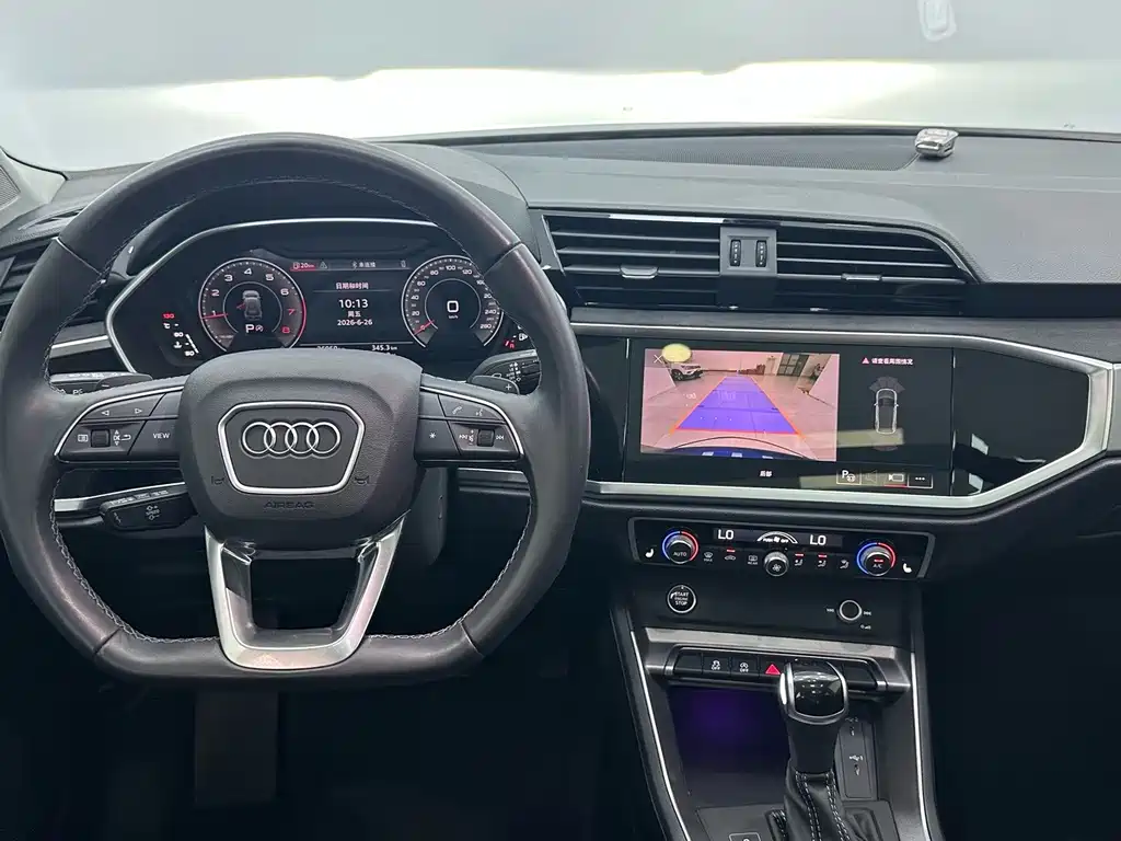 Audi Q3 2023 — фото 10