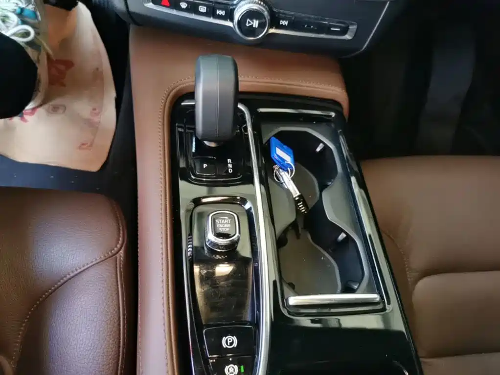 Volvo S90 PHEV 2024 — фото 10