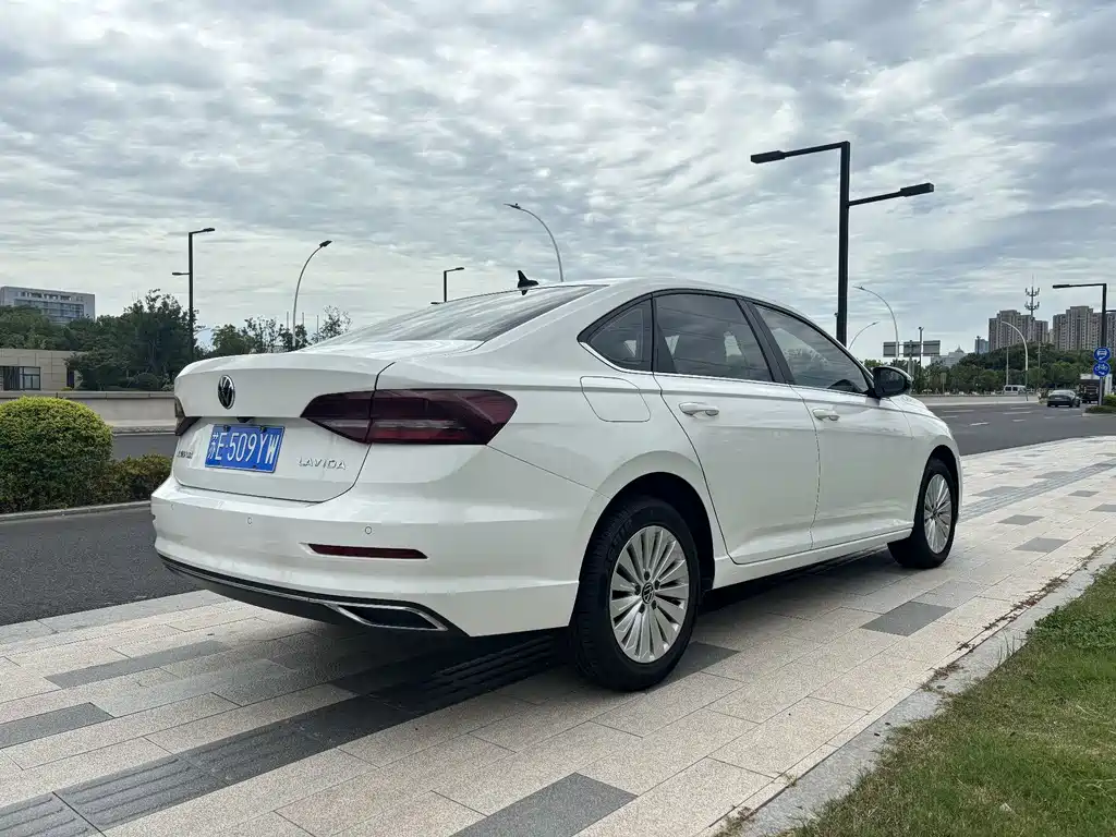 Volkswagen Lavida 2021