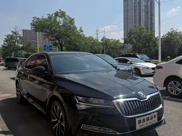 Skoda Superb 2023