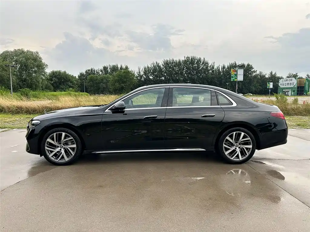 Mercedes-Benz E-Class 2026