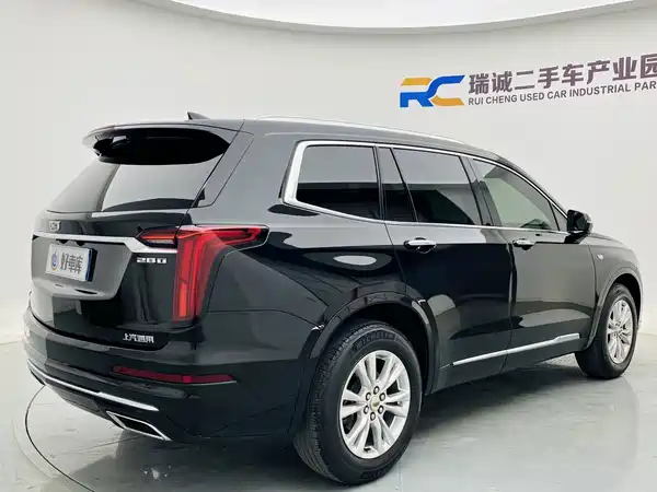 Cadillac XT6 2021