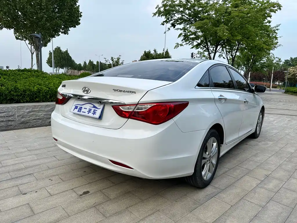 Hyundai Sonata 2012 — фото 12