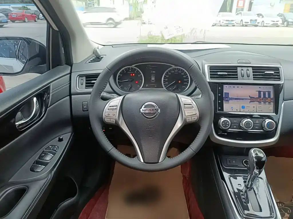 Nissan Tiida 2021
